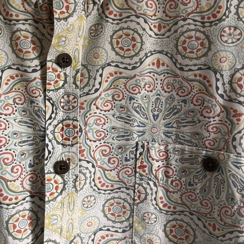 Short-sleeve cotton shirt